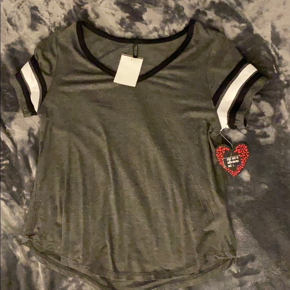 Short sleeve shirt